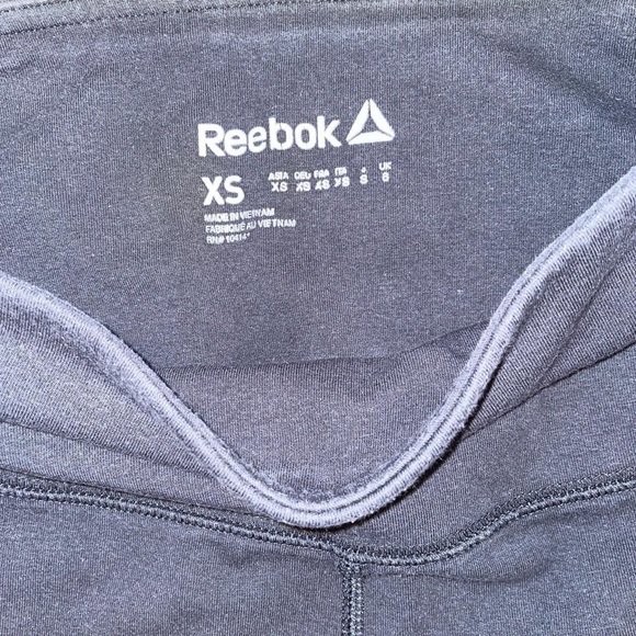 Black fitted leggings w/pockets - Picture 3 of 3